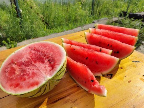 吃瓜怎么更好吃,揭秘让瓜果更美味的秘诀