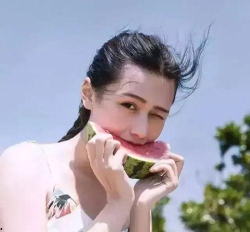 吃瓜李莲花,揭秘娱乐圈的“瓜田”趣事