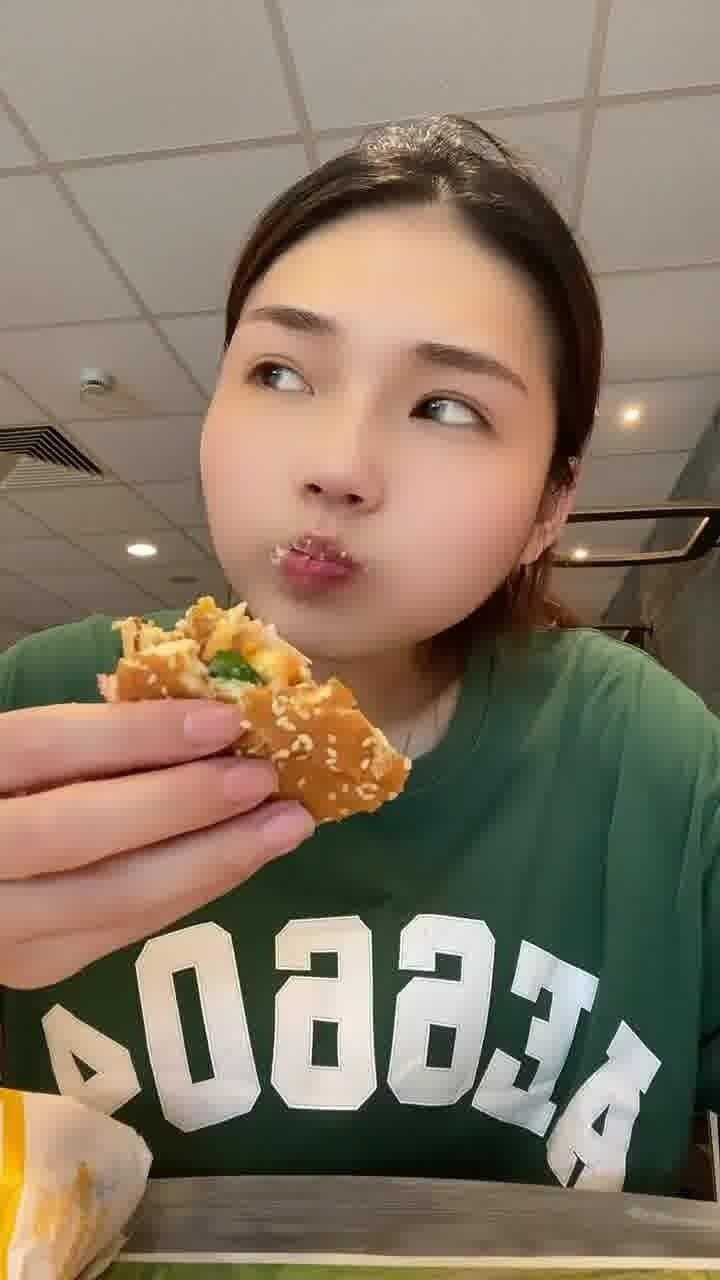 哈尼沉浸式吃瓜,一场味蕾与心灵的盛宴